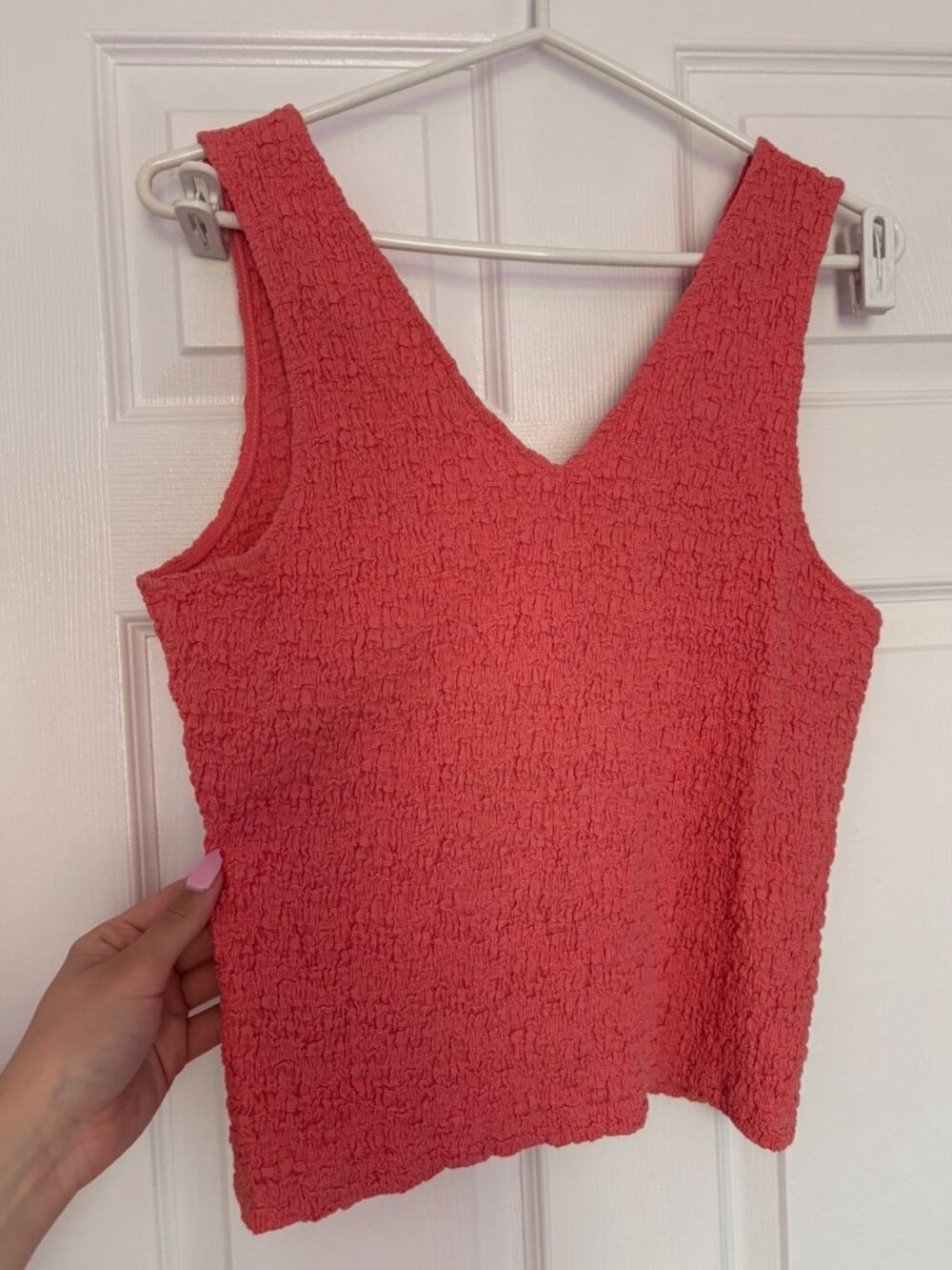 Coral Textured Stretch Tank Top | Crinkle Sleeveless Crop Top (Large)